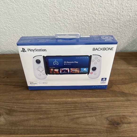 Backbone One PlayStation Edition (Lighting) Mobile Gaming Controller for iPhone - Picture 3 of 8